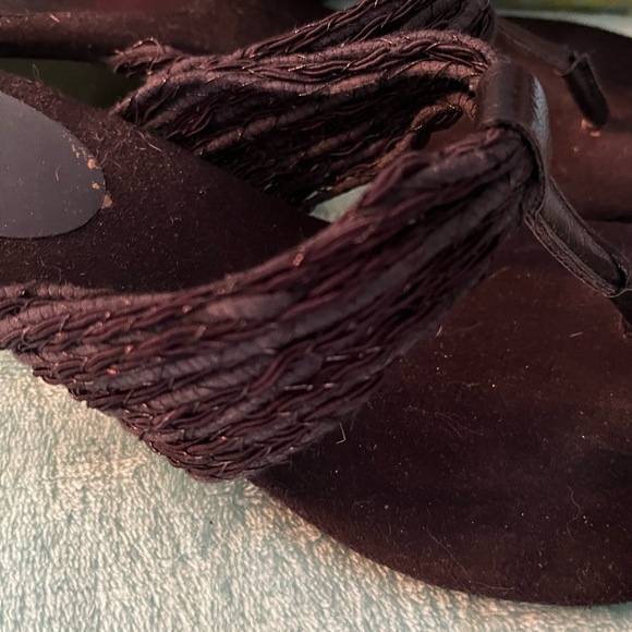 Aerosoles A2 fancy black suede dressy sandals. Sz 9 excellent condition - Picture 5 of 8